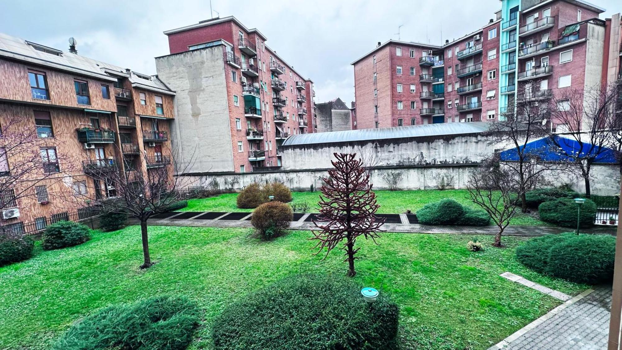 Atene House Milan Luaran gambar