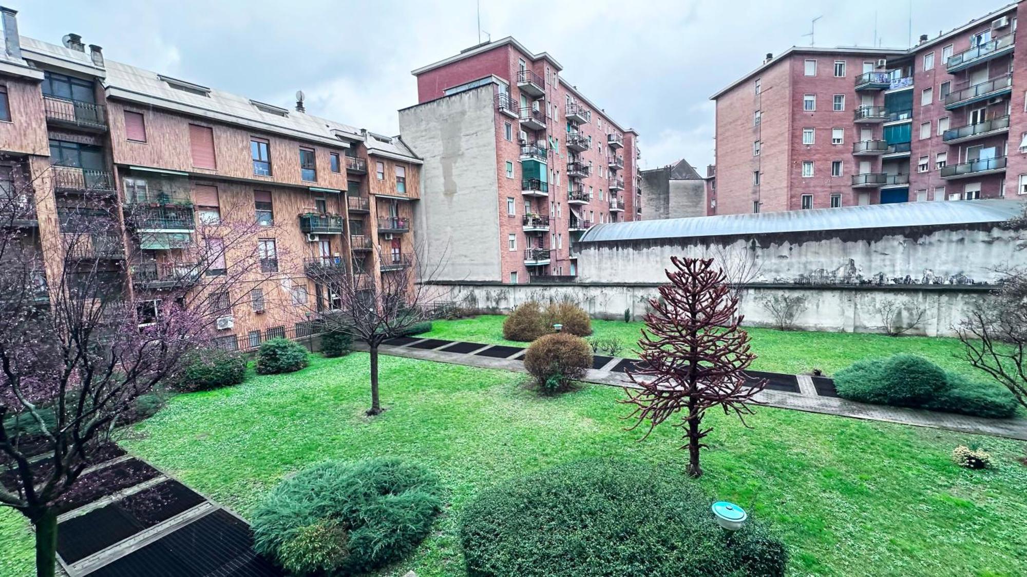 Atene House Milan Luaran gambar